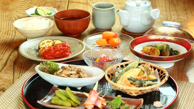 【お食事少なめ★２食付】　夕食は軽めに済ませたい方や小食のお客様におすすめ！